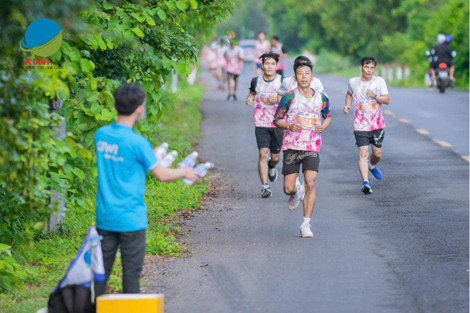 Marathon: Khám Phá Sức Khỏe và Tinh Thần Đoàn Kết Cùng Kiwi Travel
