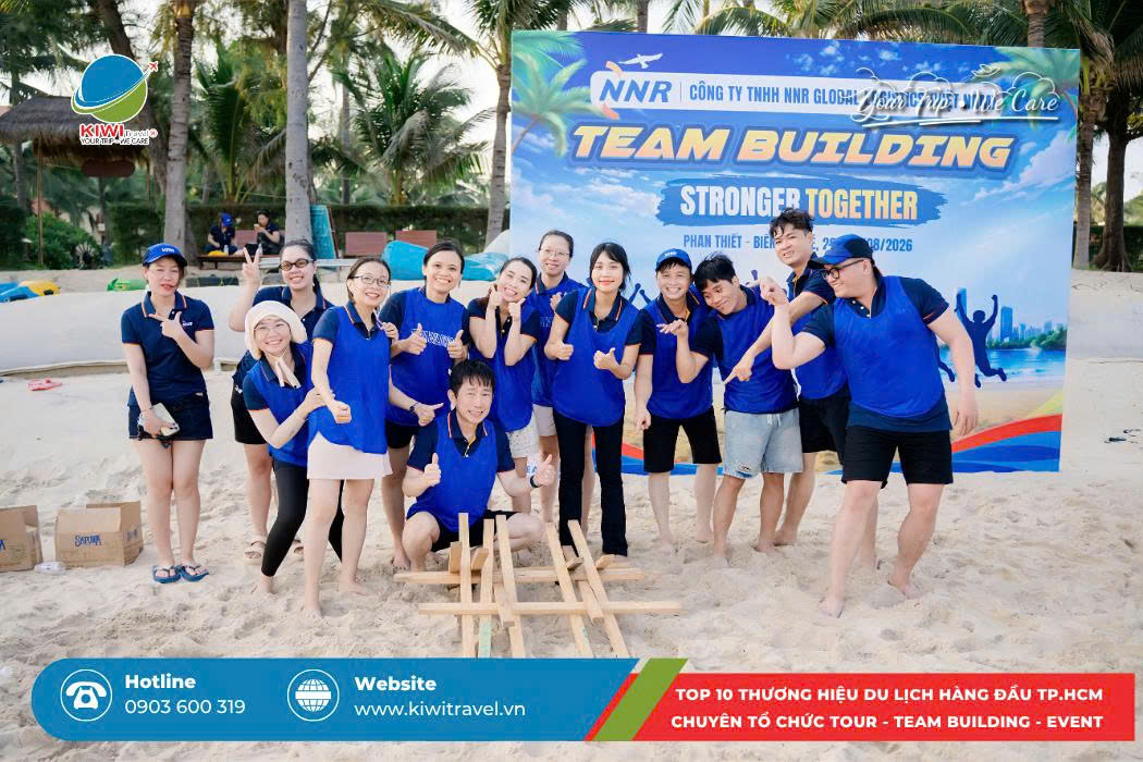 KIWI Travel x NNR | ''STRONGER TOGETHER''