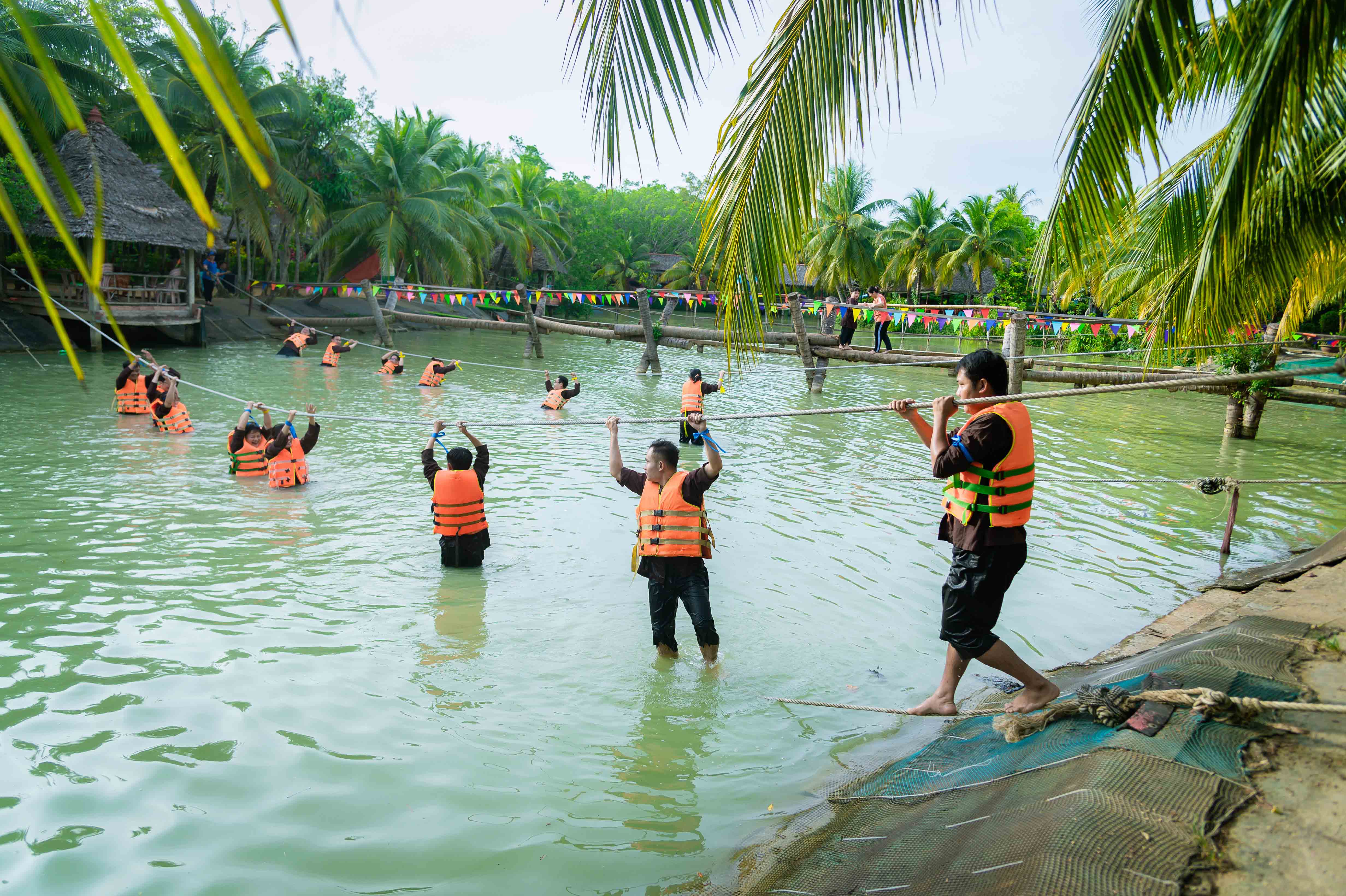 Kết nối - Khát vọng!