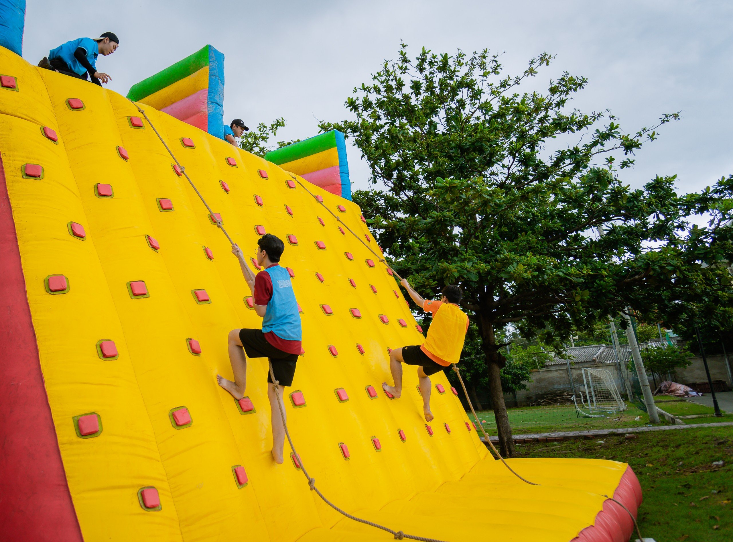 Dynamic summer - work hard, play hard