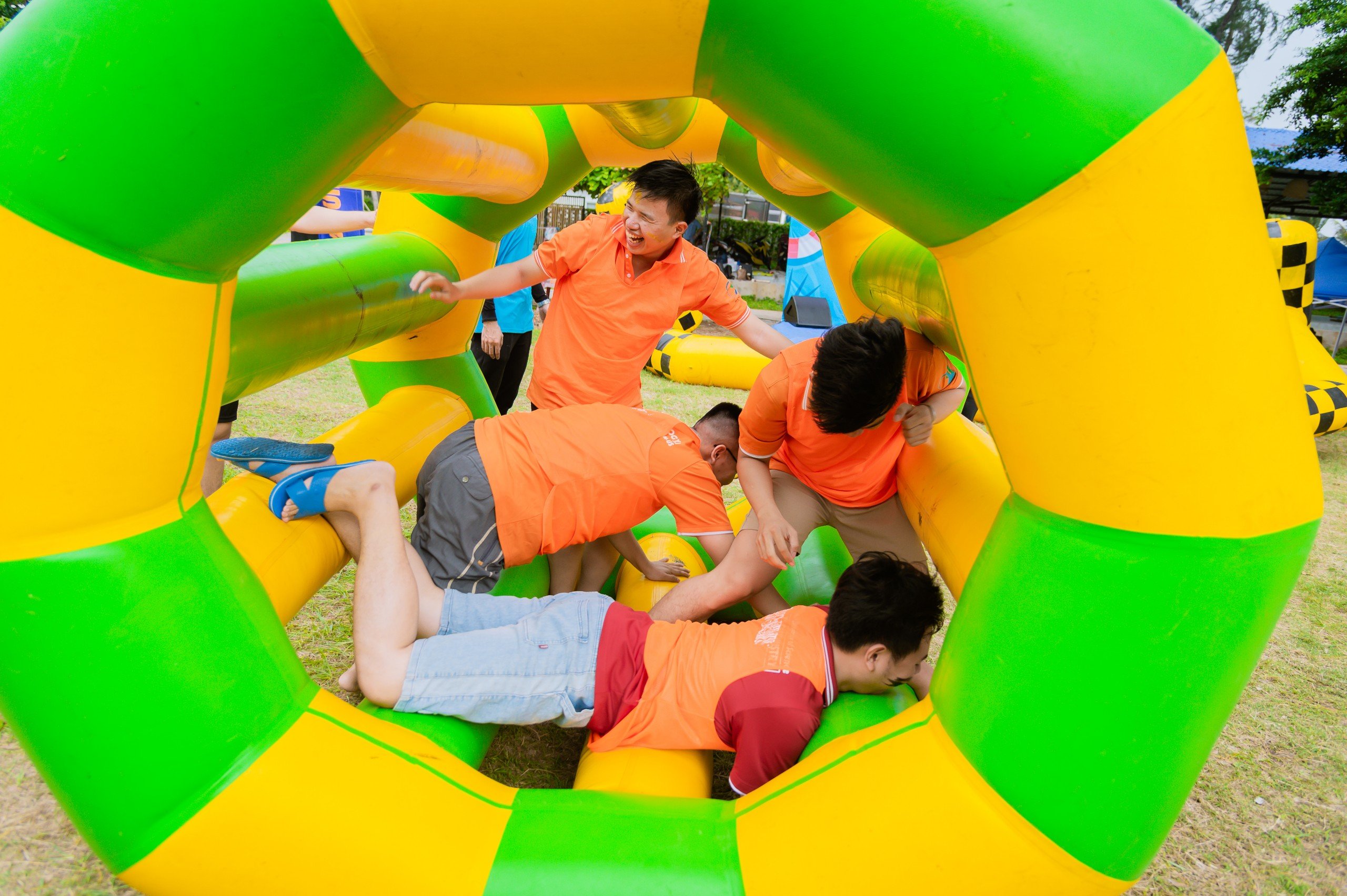 Dynamic summer - work hard, play hard