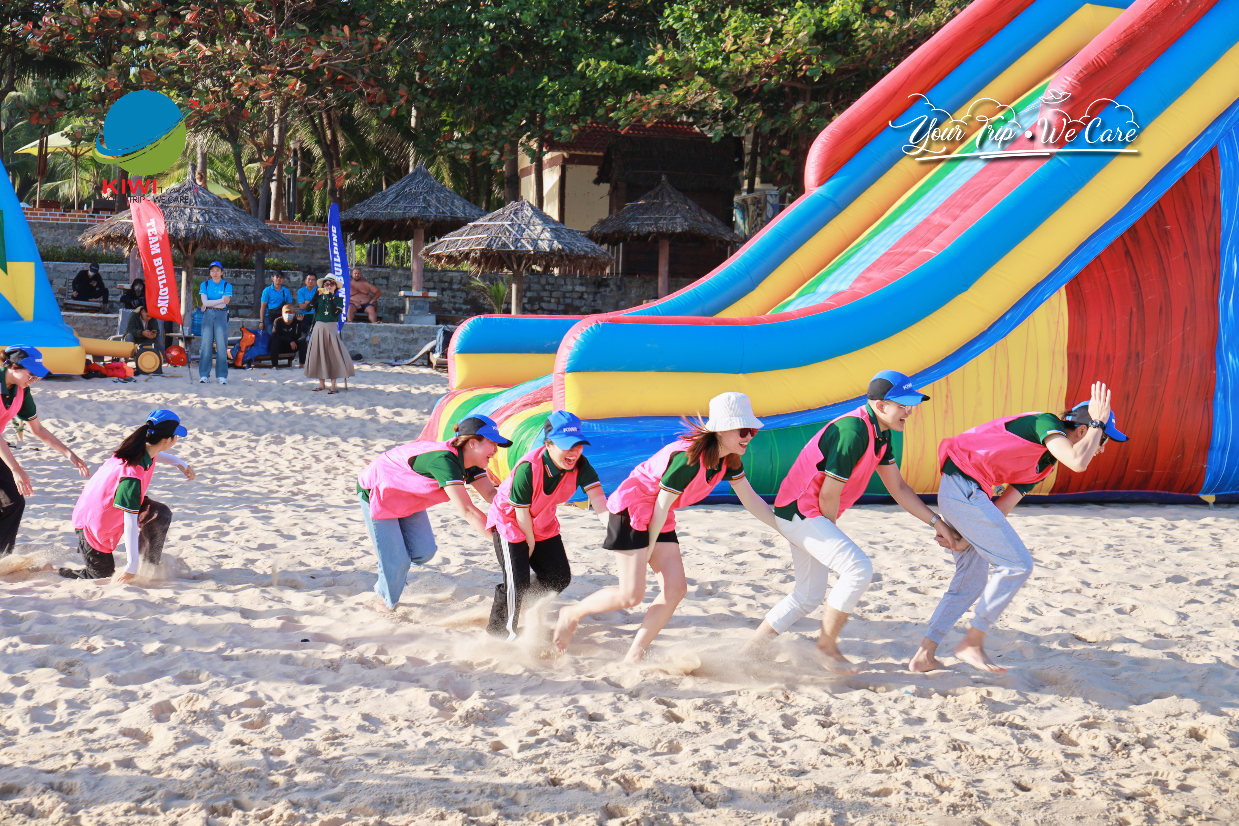 Team Building Biển: Chuyến Đi “Giải Nhiệt” Sau Những Tháng Làm Việc
