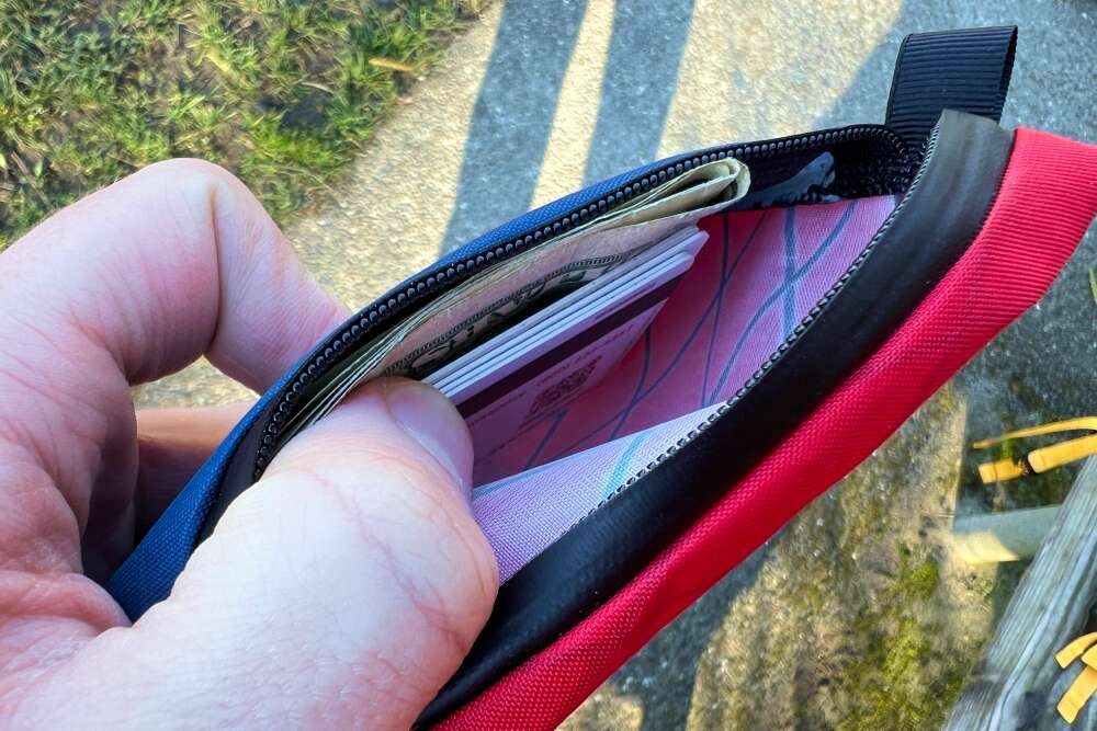 Top 10 vật dụng cần thiết khi đi trekking - nhất định phải bỏ túi