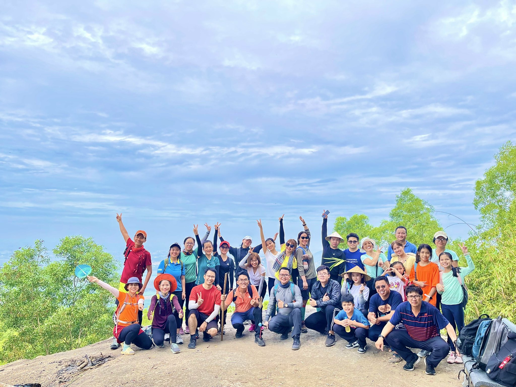 Trekking núi Dinh - cung trekking cực chất gần Sài Gòn