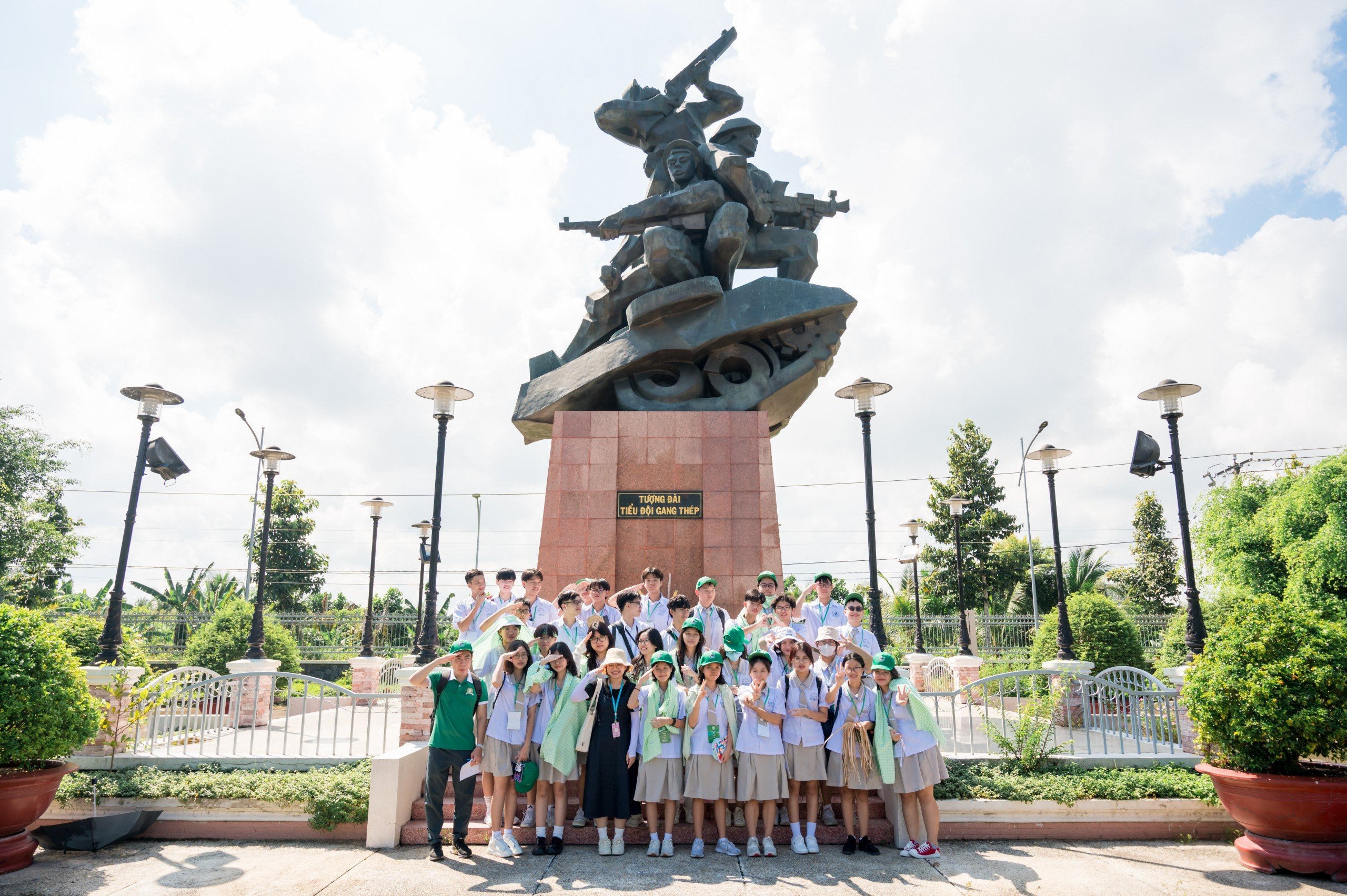 Team Building Học Sinh: ''HỌC HẾT SỨC - CHƠI HẾT MÌNH