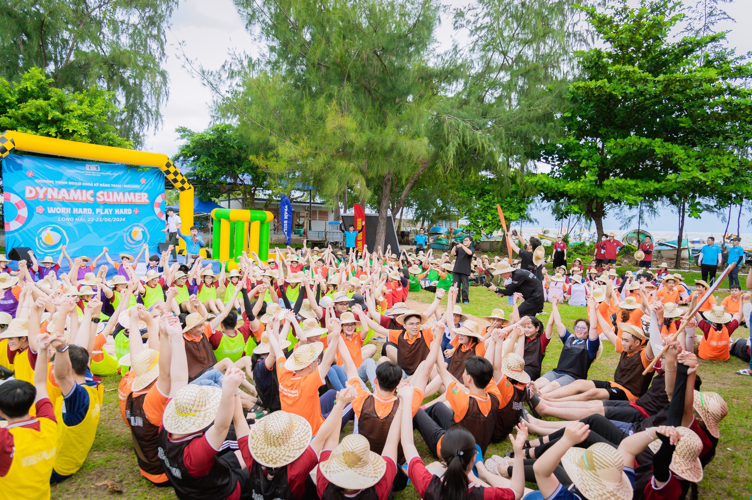 Dynamic summer - work hard, play hard